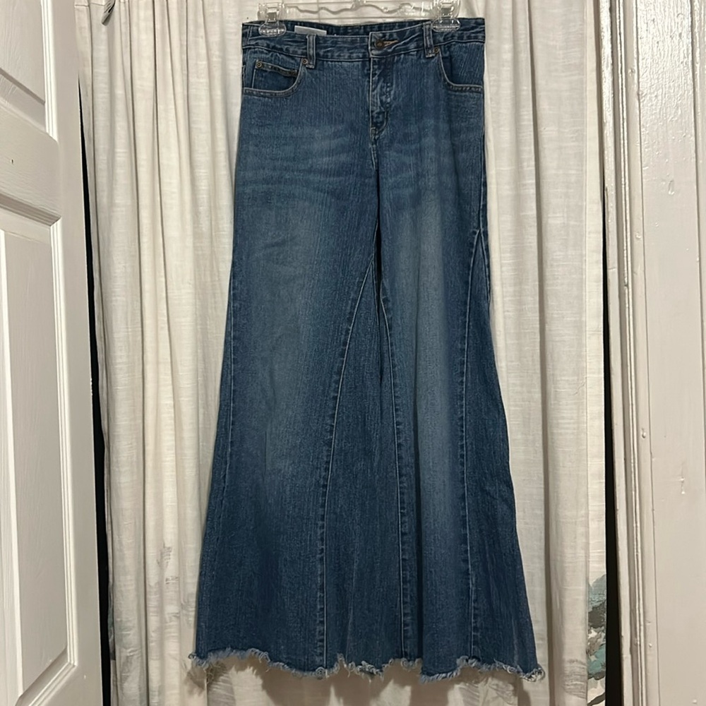 Wide leg bell bottoms